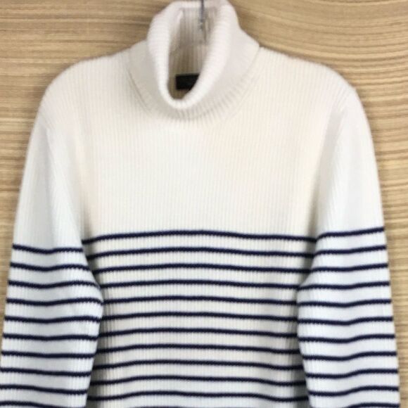 Bloomingdale’s Chunky Knit Striped Merino Wool Unisex Turtleneck Sweater Size L - Picture 4 of 9